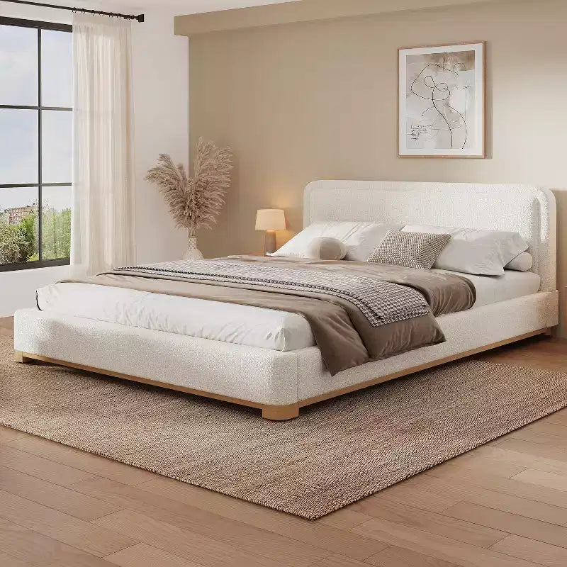 Letto a piattaforma imbottito in bouclé bianco con testiera curva, per 1-2 persone