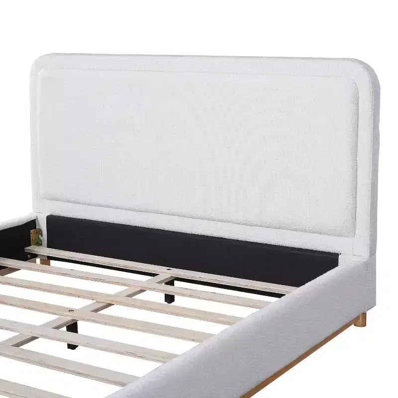 Letto a piattaforma imbottito in bouclé bianco con testiera curva, per 1-2 persone