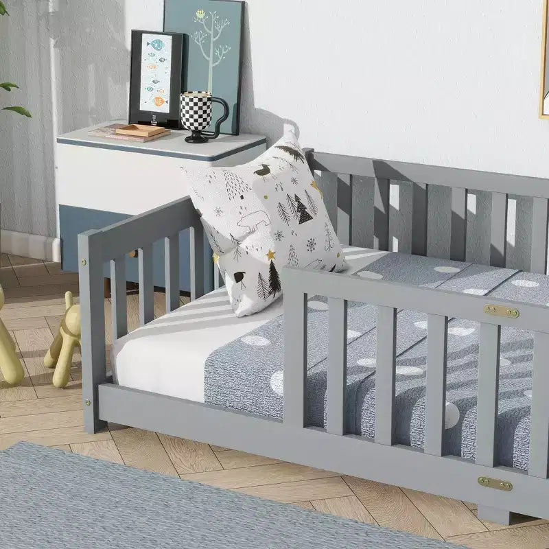 Letto a Castello a Terra con Sponda di Sicurezza, Espresso/Grigio/Naturale/Rosa/Bianco, Legno Massello, 1 Bambino