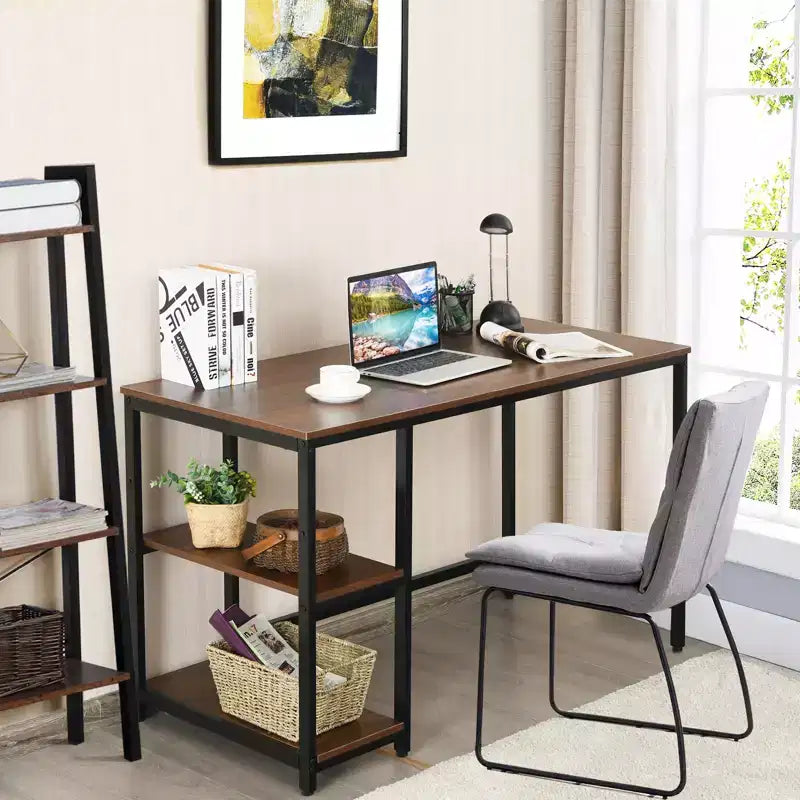 Scrivania per Computer da 47'' con Ripiano Regolabile – Nero / Caffè / Marrone Rustico